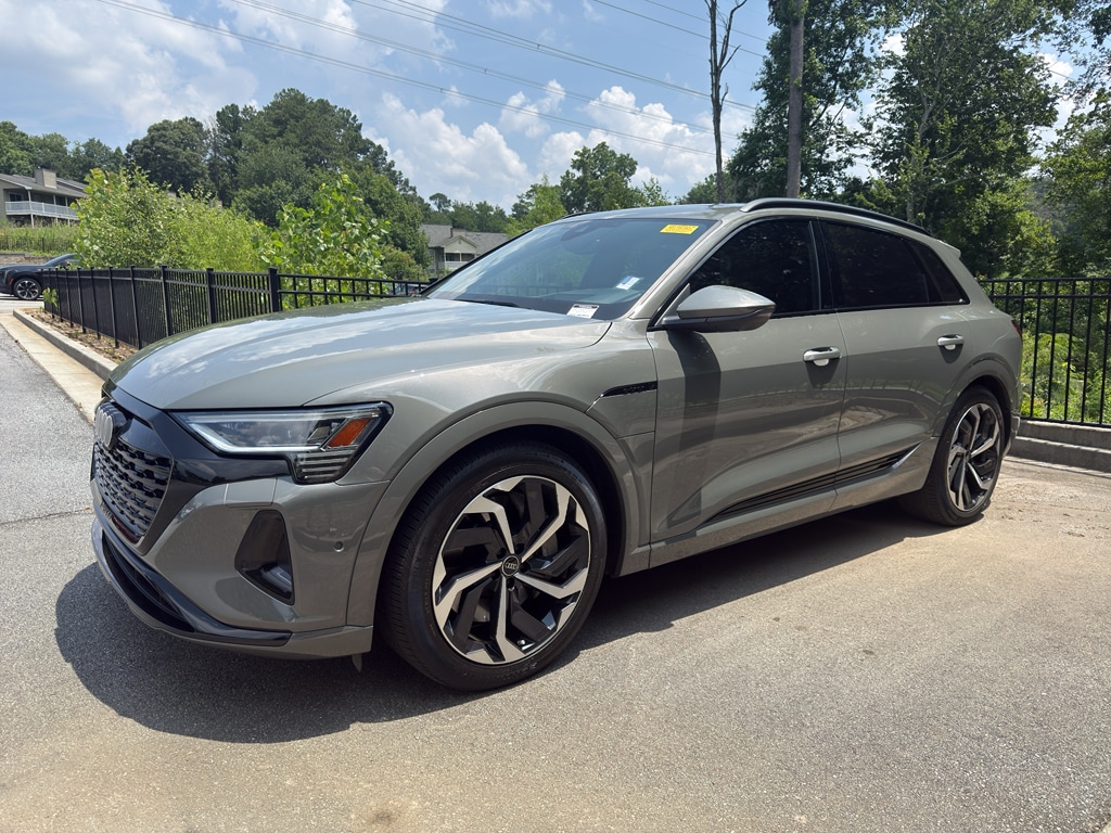2024 Audi Q8 e-tron 55 114 kWh Prestige quattro's photo