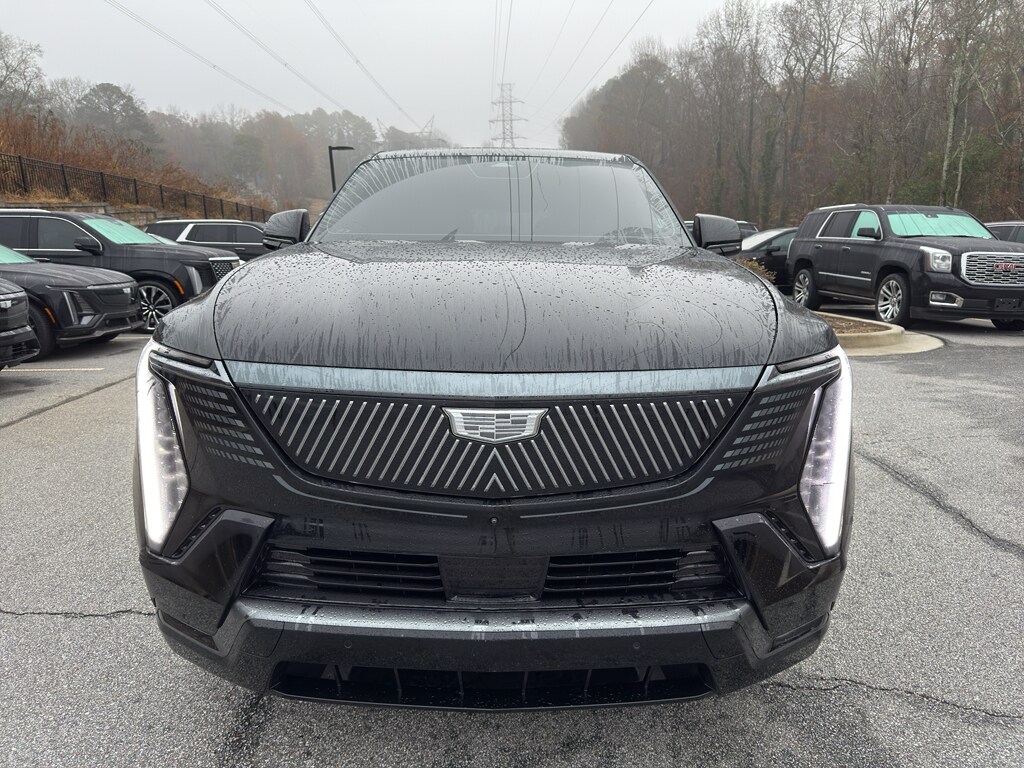 2025 Cadillac Escalade IQ Sport photo 2