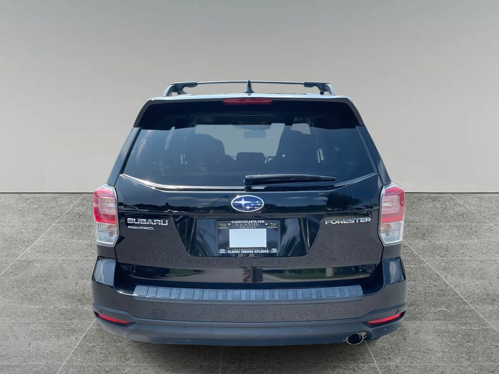 2018 Subaru Forester 2.5i Touring photo 4