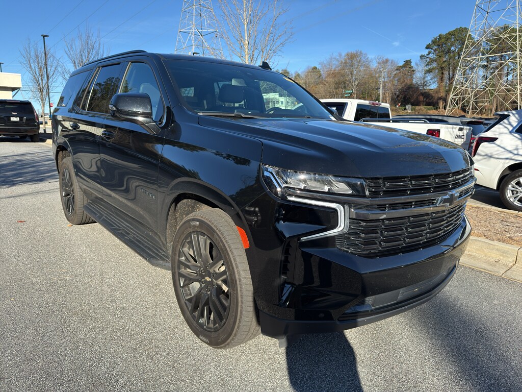 2022 Chevrolet Tahoe RST photo 2