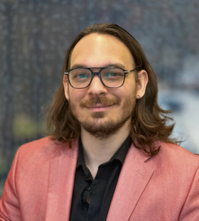 Staff member CJ Manship from ID_403df006a300