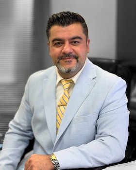 Staff member Sean Kashani from ID_15611f