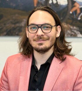 Staff member CJ Manship from ID_403df006a300