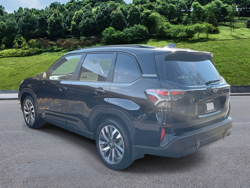 2025 Subaru Forester Touring photo 3