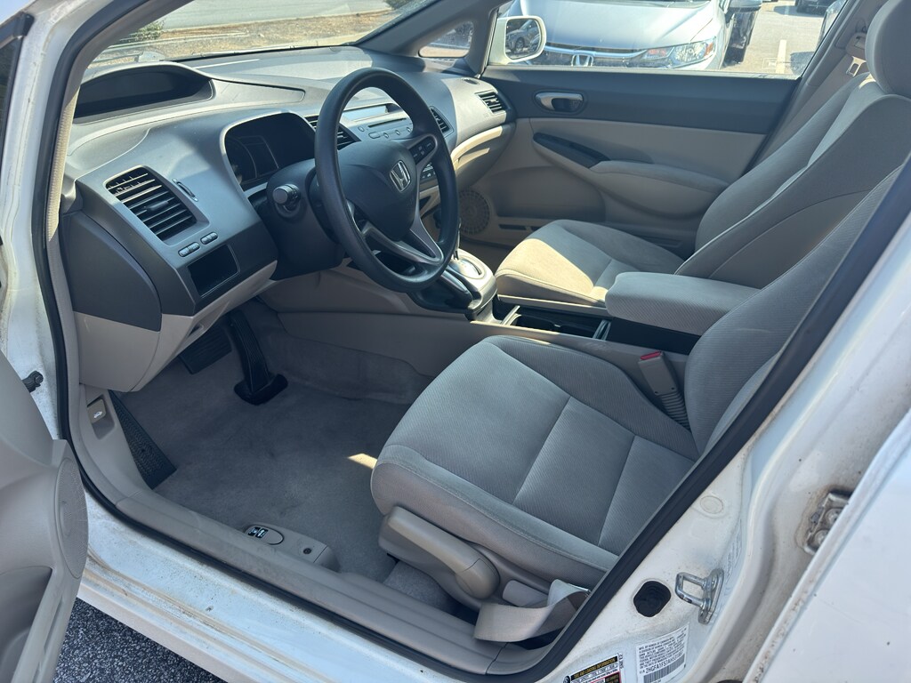2010 Honda Civic LX photo 3