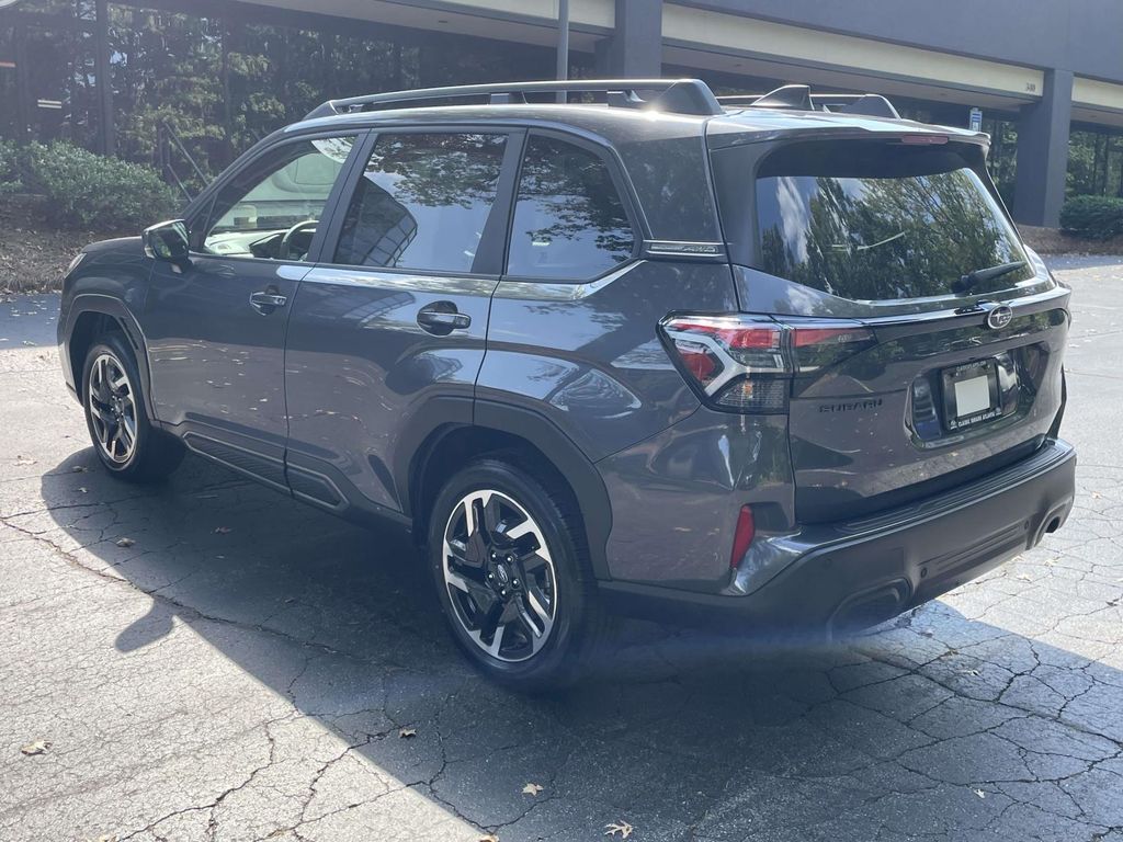 2025 Subaru Forester Limited photo 2
