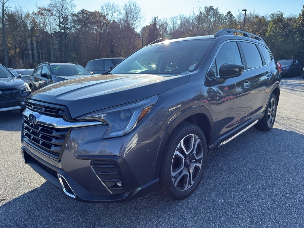 2025 Subaru Ascent Touring's photo