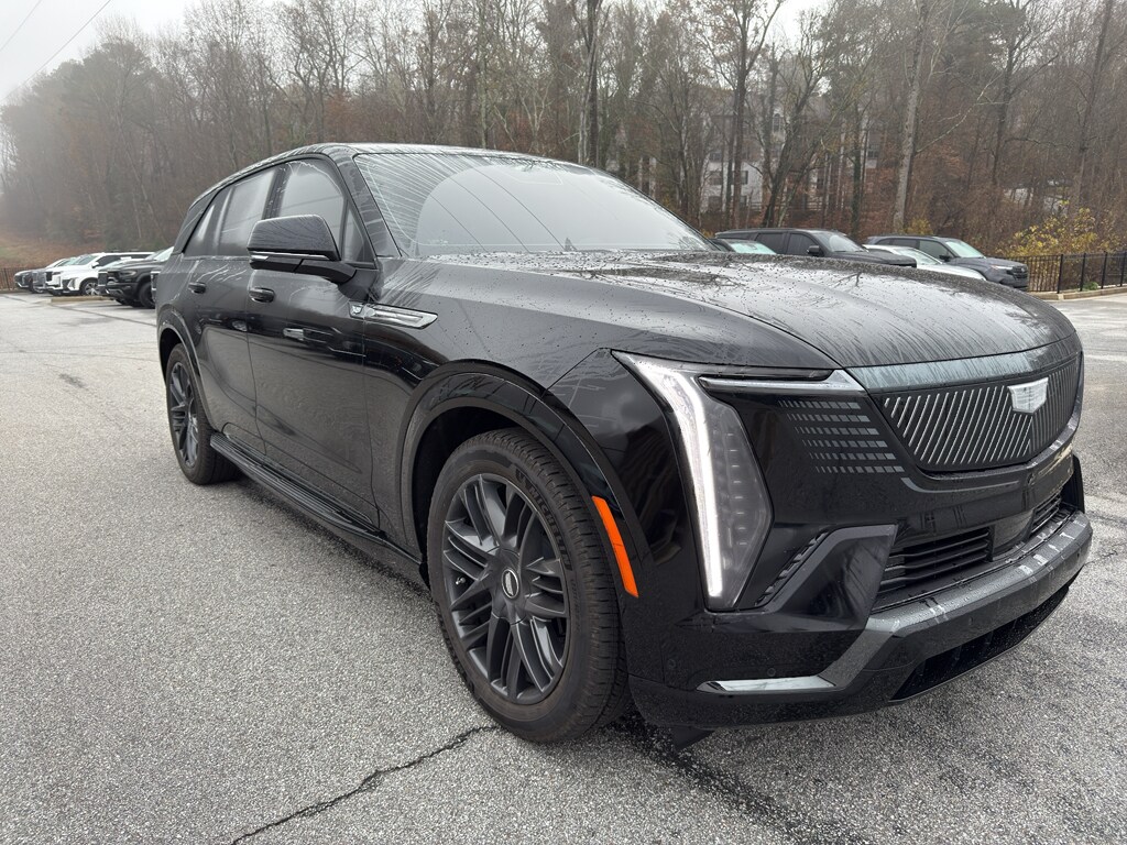 2025 Cadillac Escalade IQ Sport photo 3