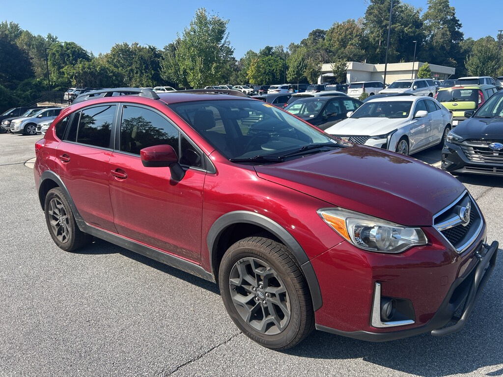 2016 Subaru Crosstrek 2.0i Premium photo 3