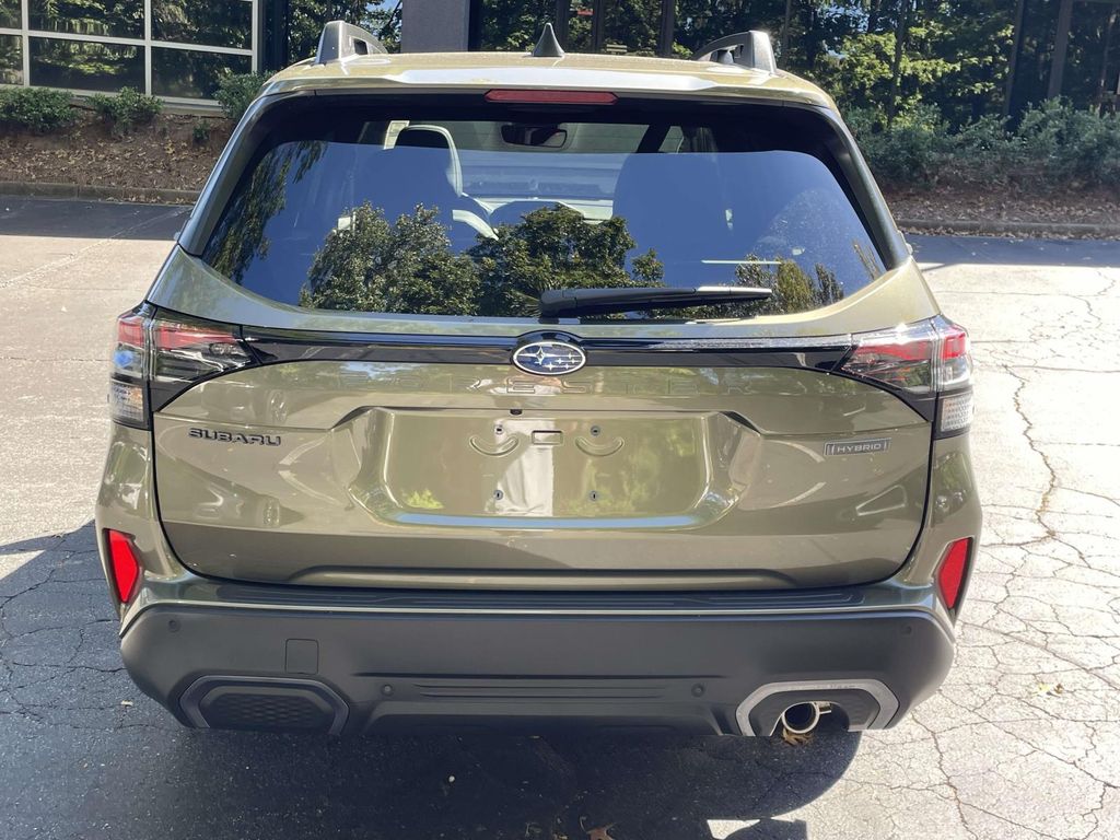 2025 Subaru Forester Limited photo 3