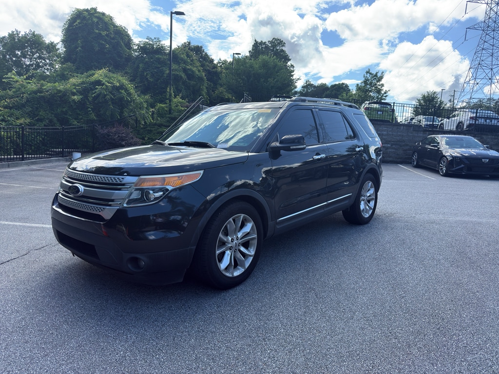 2015 Ford Explorer XLT's photo