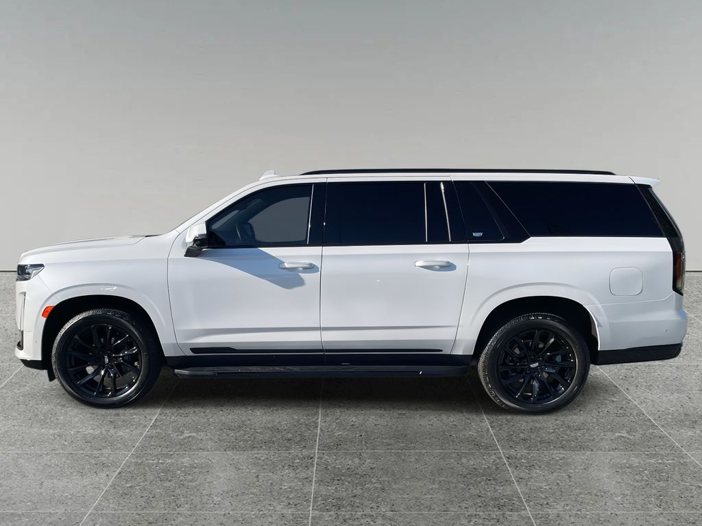2023 Cadillac Escalade ESV Sport photo 2