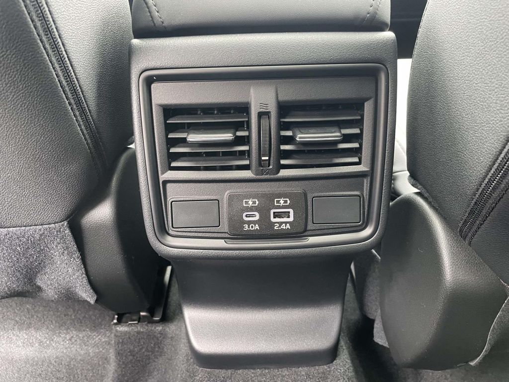 2026 Subaru Outback Premium - Photo 13