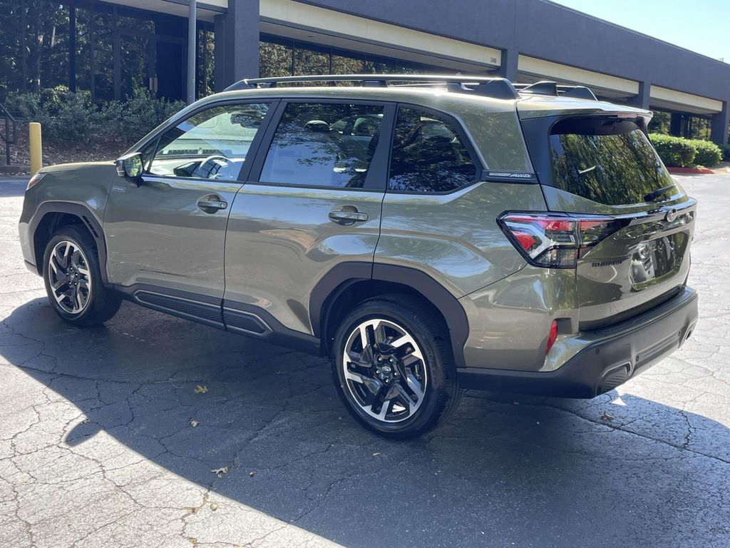 2025 Subaru Forester Limited photo 2