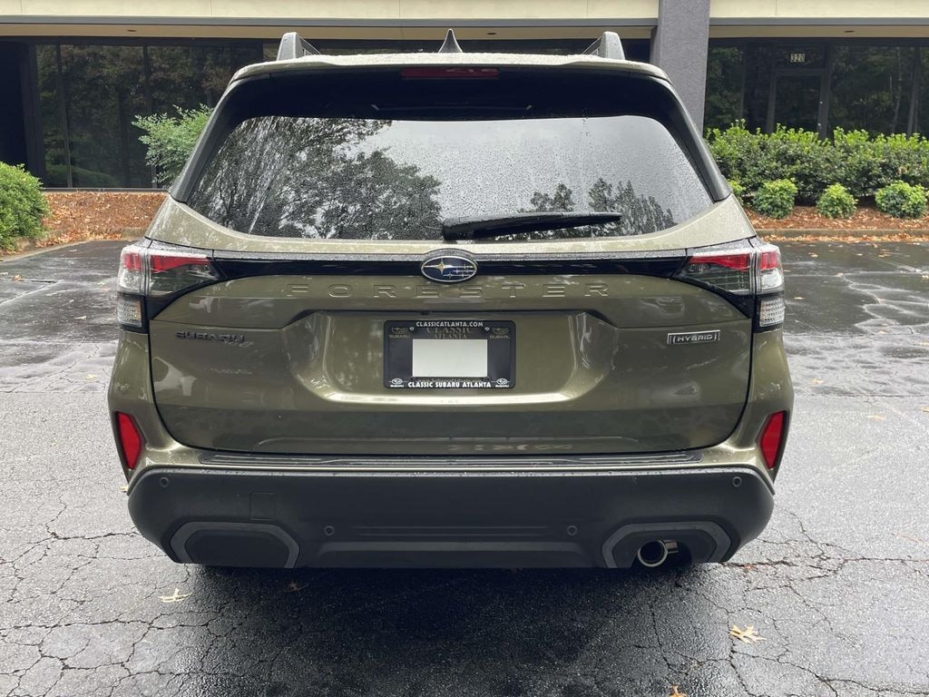 New 2025 Subaru Forester Hybrid Limited SUV