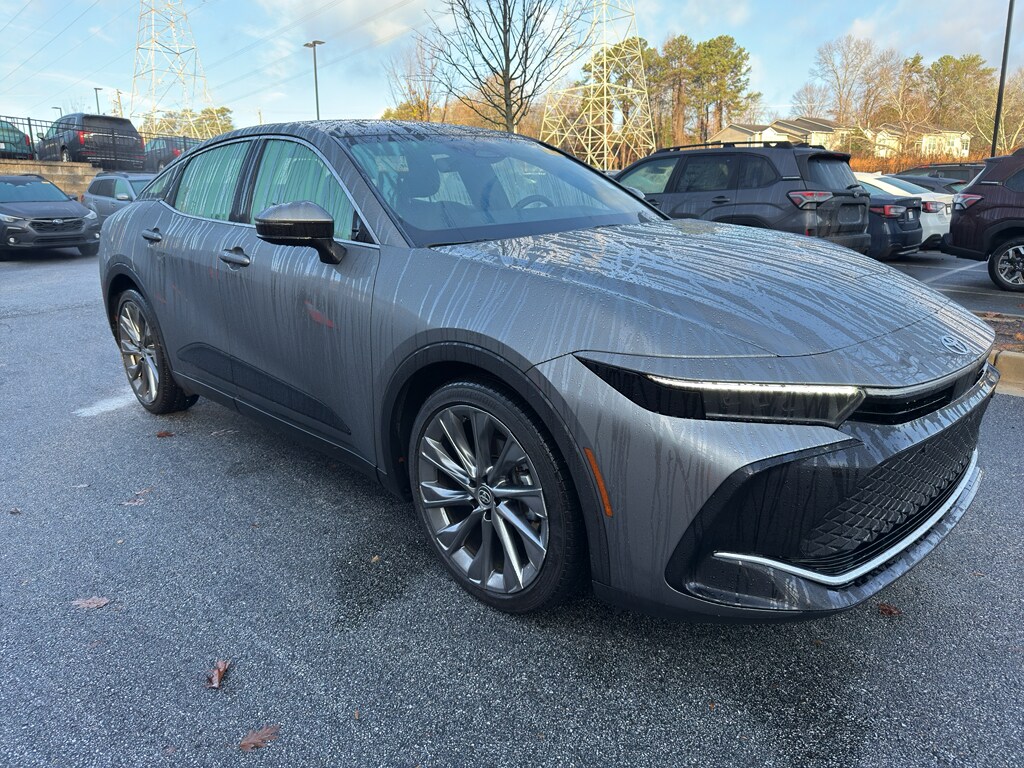 2024 Toyota Crown Limited photo 3