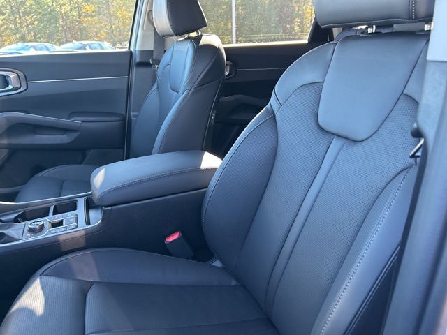 2026 Kia Sorento S - Photo 38
