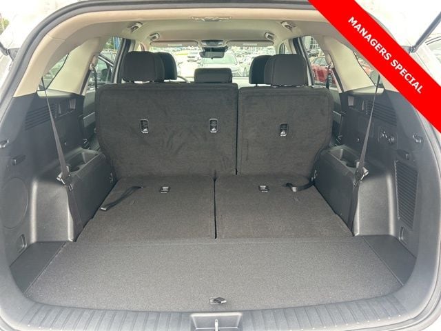 2025 Kia Sorento LX - Photo 27