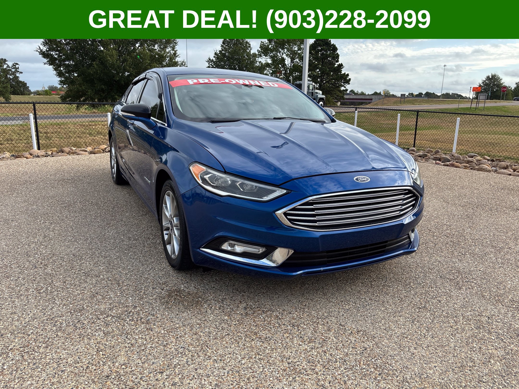 Used 2017 Ford Fusion Hybrid SE with VIN 3FA6P0LU8HR287254 for sale in Texarkana, TX