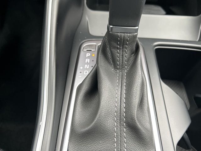 2026 Kia Sorento S - Photo 27