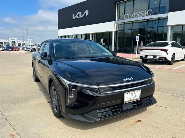 New 2026 Kia K4 LXS