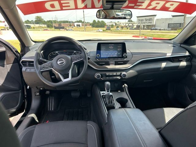 2025 Nissan Altima SV - Photo 33