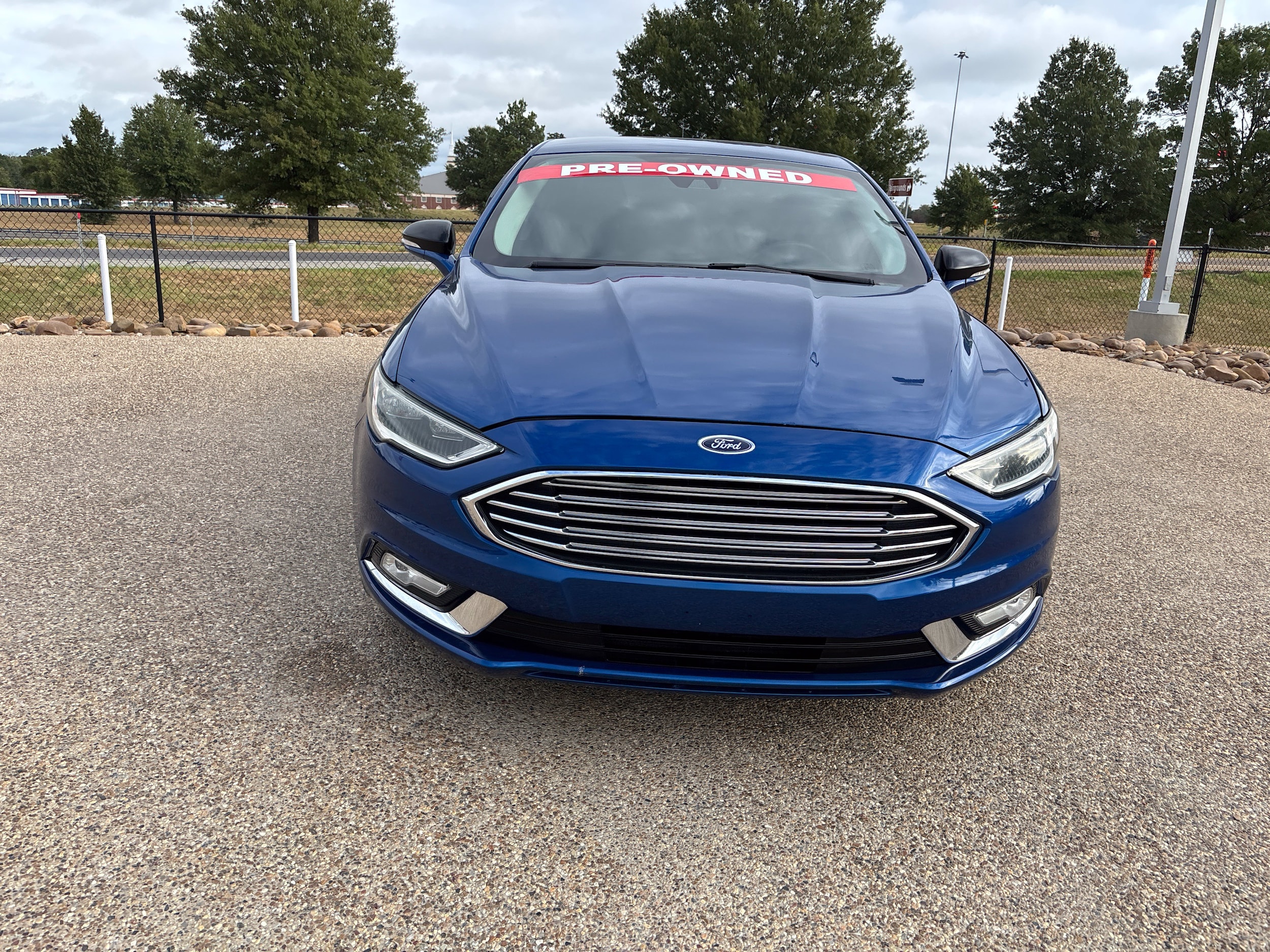 Used 2017 Ford Fusion Hybrid SE with VIN 3FA6P0LU8HR287254 for sale in Texarkana, TX