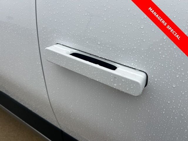 2026 Kia EV9 Light L/R - Photo 17