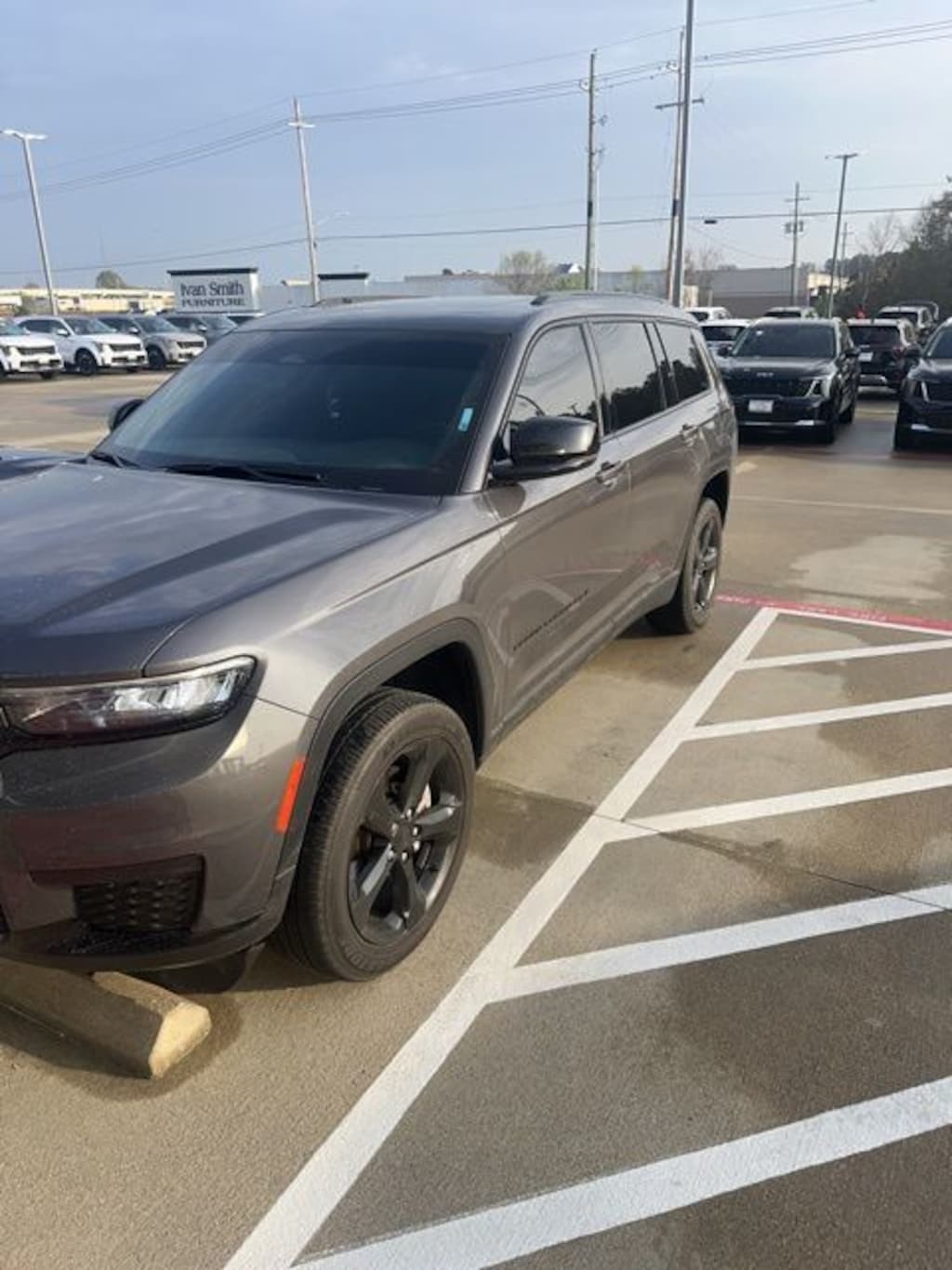 Used 2024 Jeep Grand Cherokee L Laredo SUV