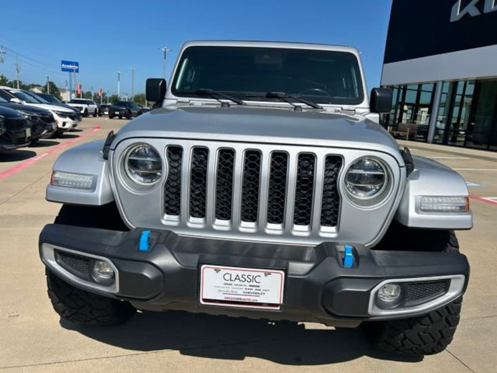 Used 2022 Jeep Wrangler Unlimited 4xe Sahara SUV
