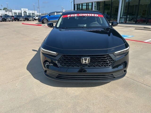 2023 Honda Accord LX photo 2