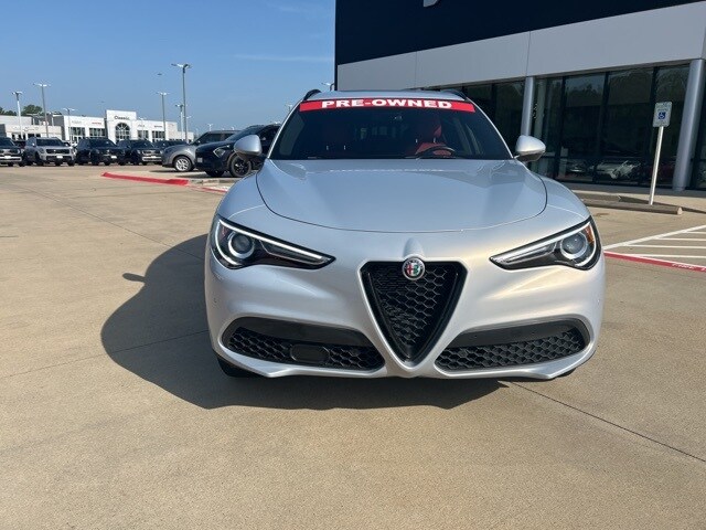 2022 Alfa Romeo Stelvio Sprint photo 2