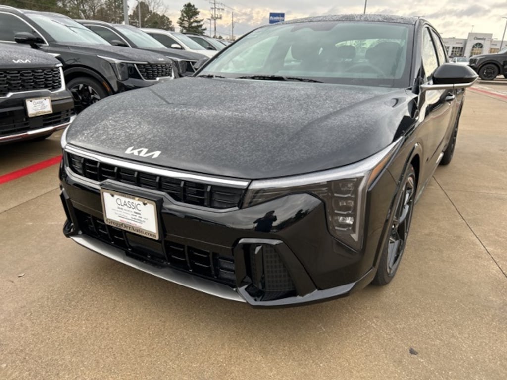 New 2026 Kia K4 GT-Line