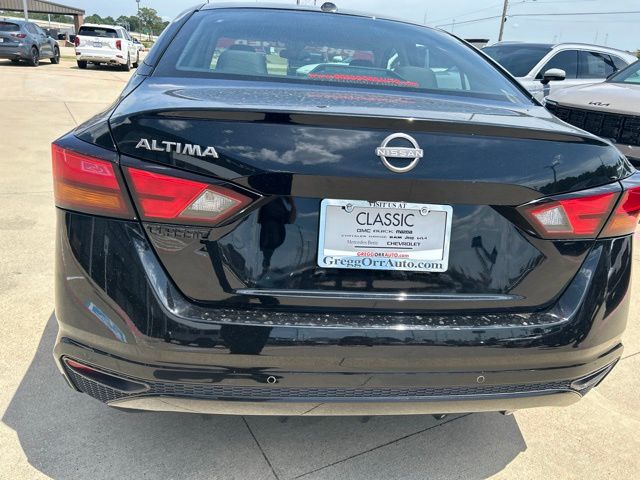 2025 Nissan Altima SV - Photo 7