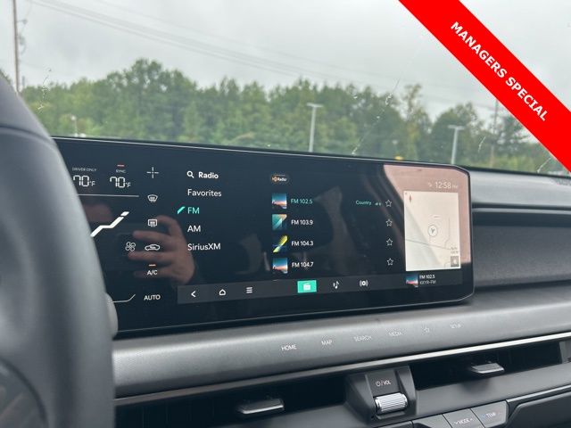 2026 Kia EV9 Light L/R - Photo 25