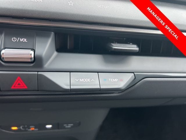 2026 Kia EV9 Light L/R - Photo 29