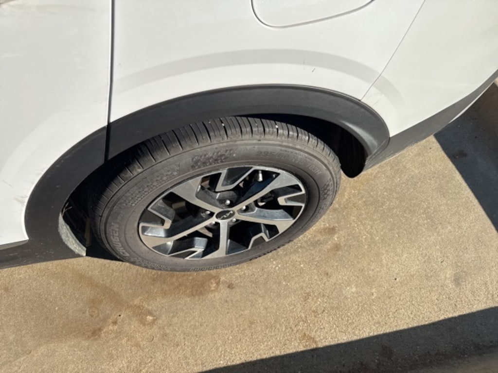 Used 2025 Kia Sportage EX SUV