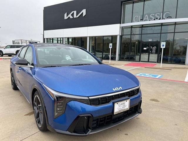 2025 Kia K4 GT-Line's photo