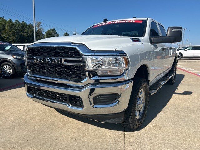 2024 Ram 2500 Tradesman photo 3