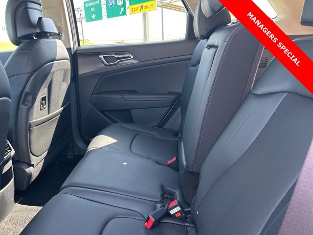 2026 Kia Sportage EX - Photo 23