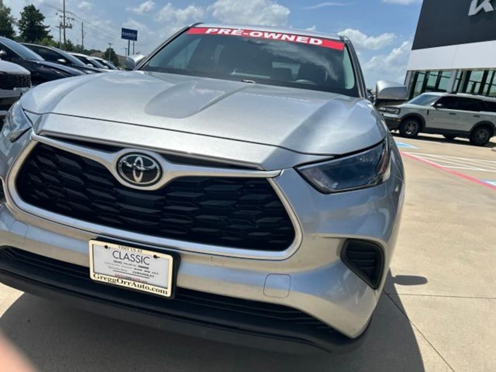 Used 2022 Toyota Highlander L SUV