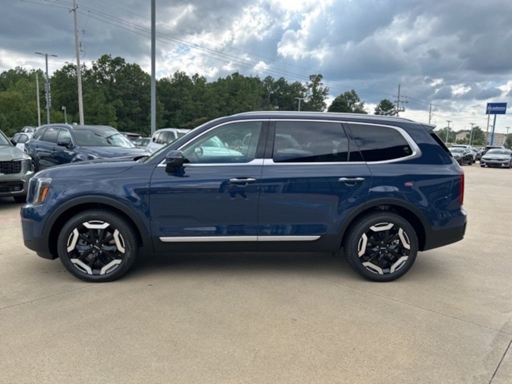 New 2024 Kia Telluride For Sale at Gregg Orr Auto VIN 5XYP6DGC5RG565954