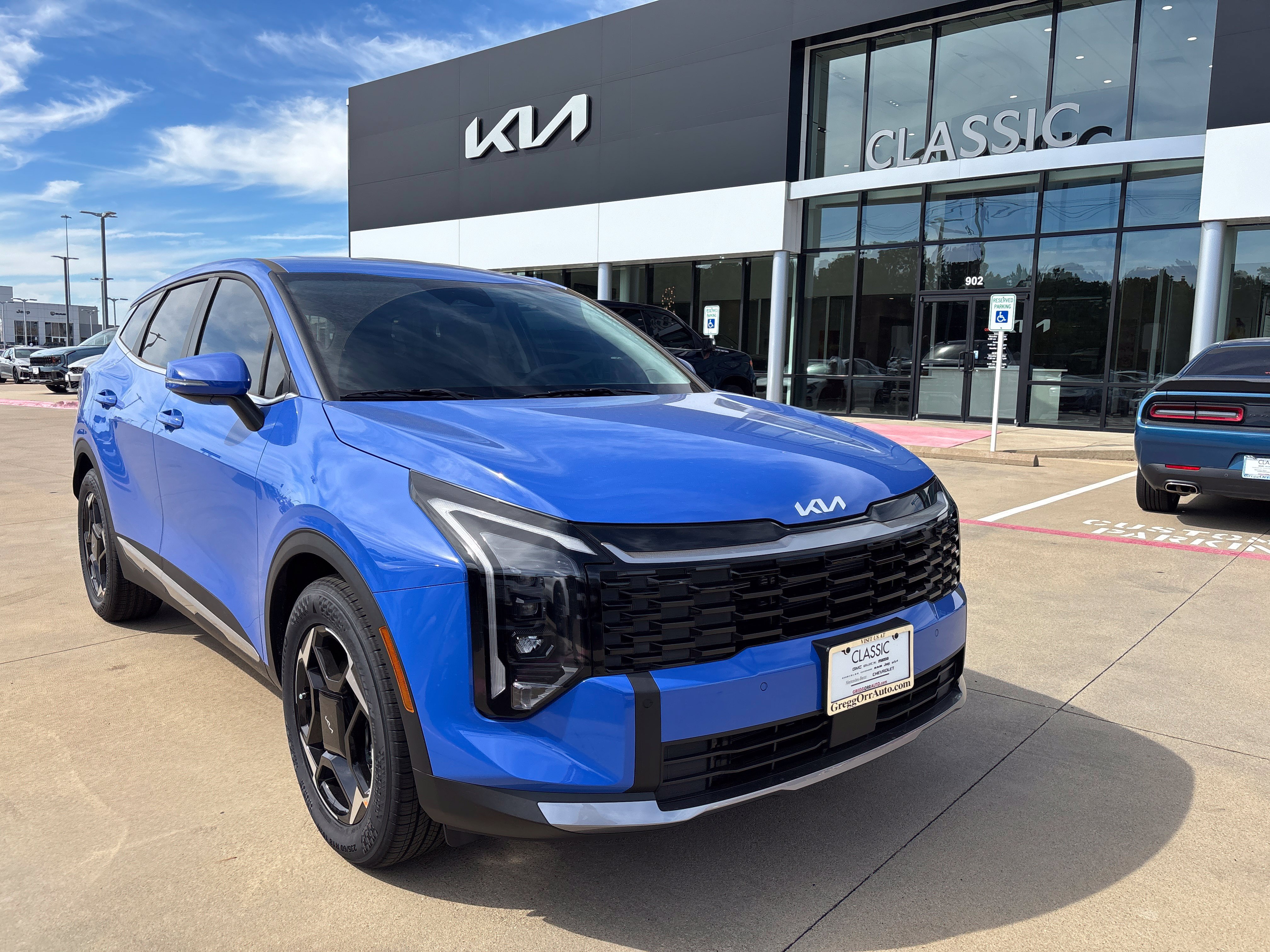 2027 Kia Sportage EX SUV