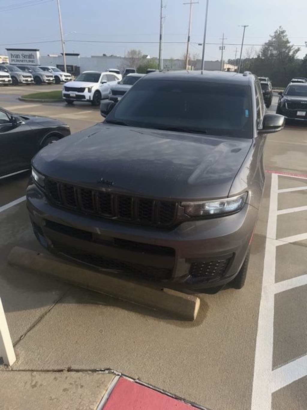 Used 2024 Jeep Grand Cherokee L Laredo SUV