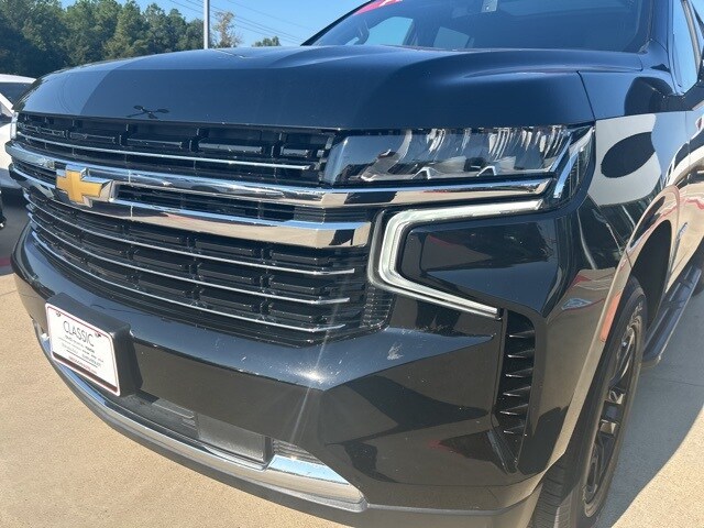 2021 Chevrolet Tahoe LT photo 3