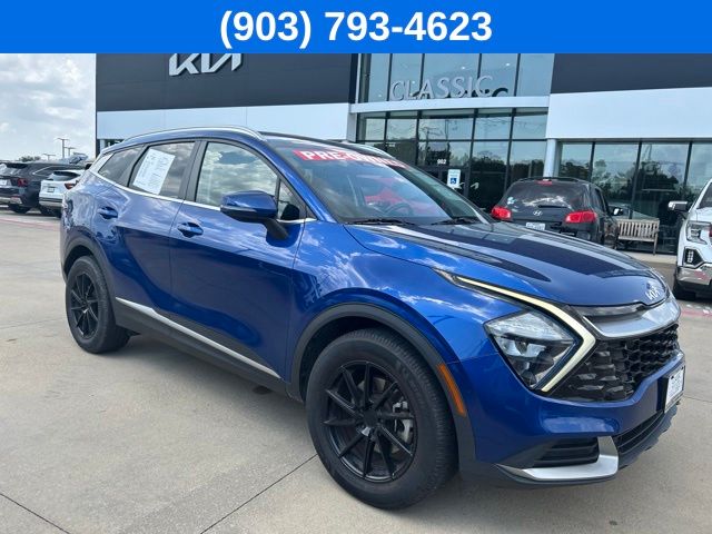 Pre-Owned 2023 Kia Sportage EX