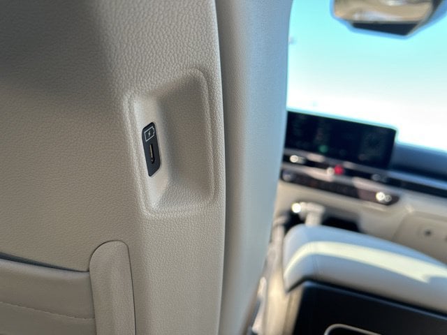 2026 Kia Sorento S - Photo 46