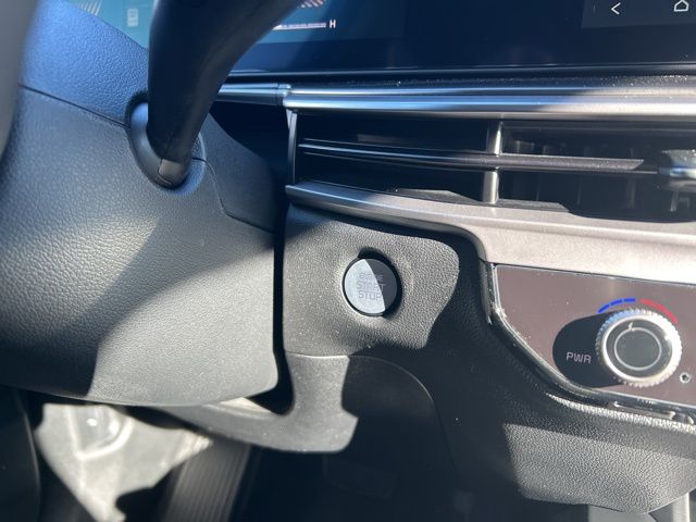 2026 Kia Sorento S - Photo 34