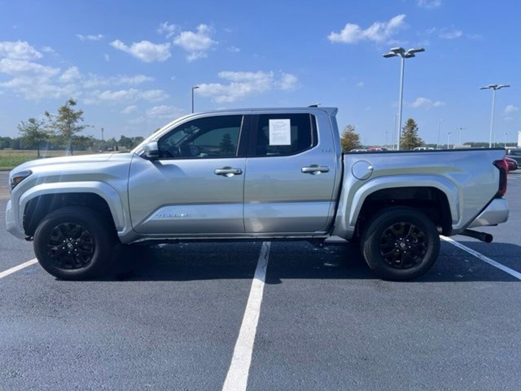 Used 2025 Toyota Tacoma SR5 Truck Double Cab