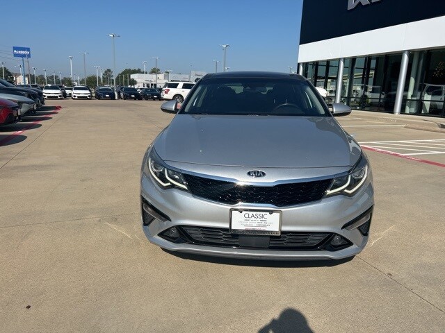 2020 Kia Optima EX Premium photo 2
